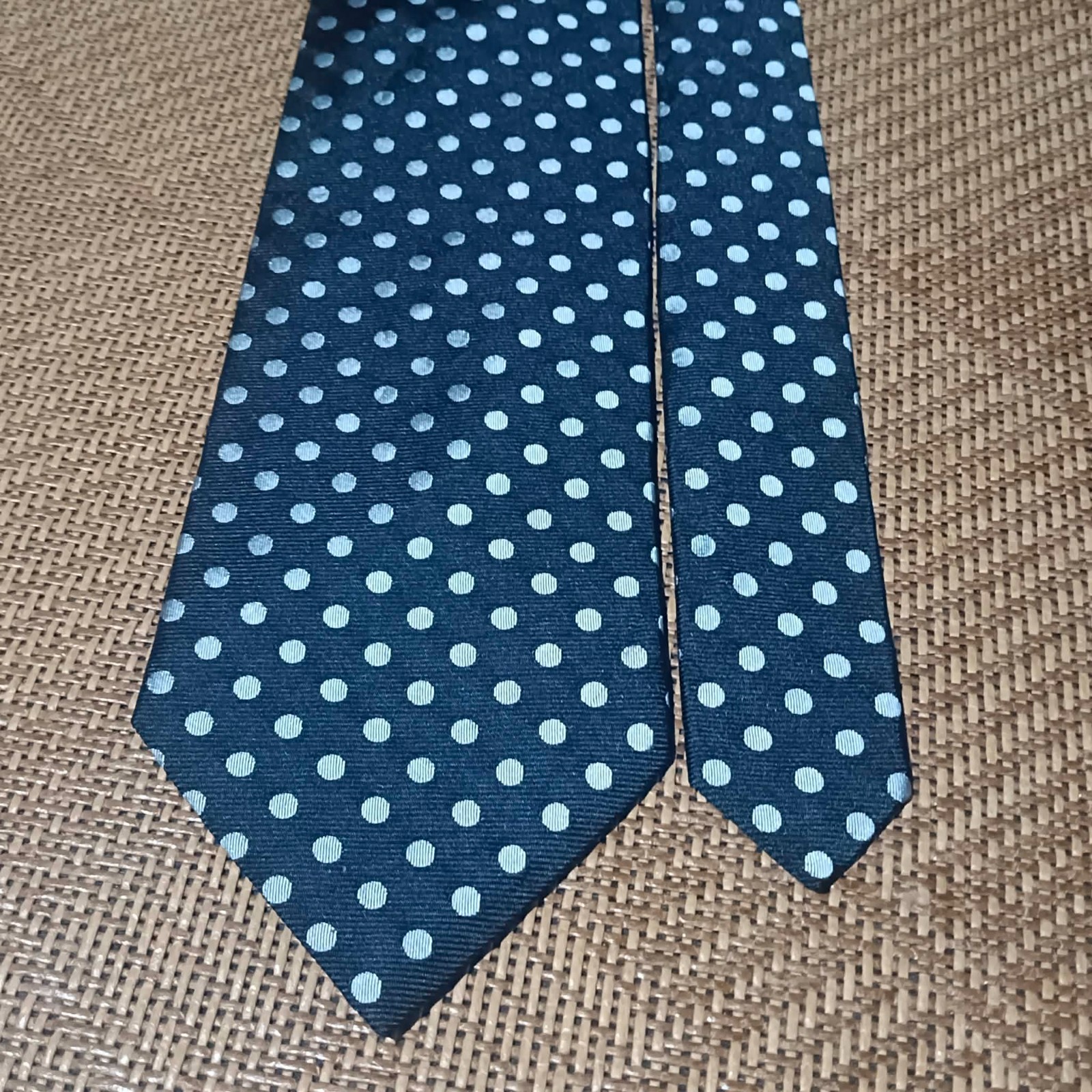Aquascutum of London Mens Necktie Blue Polka Dot Silk Designer Tie