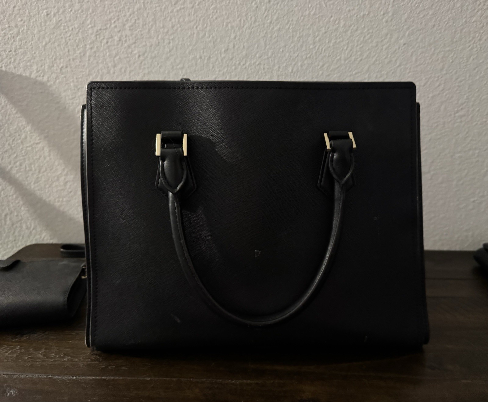 Michael Kors purse and wallet set