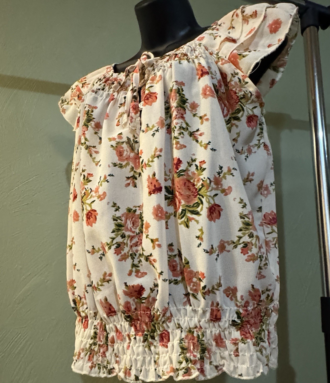 Marisol Rose Print Sheer Scoop Neck Ruffle-Sleeve Smock Blouse Women’s Size S