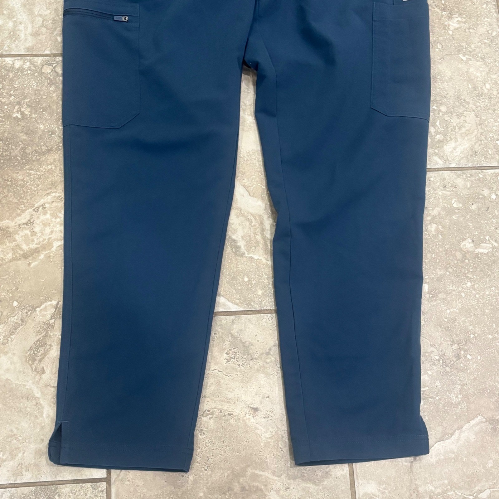 FIGS Yola Maternity Scrub Pants Navy Blue Cargo Straight Leg W22SW2033 Large