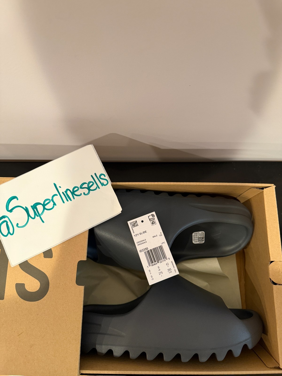 Adidas Yeezy Slide Slate Grey Size 9 (100% Authentic) ID2350