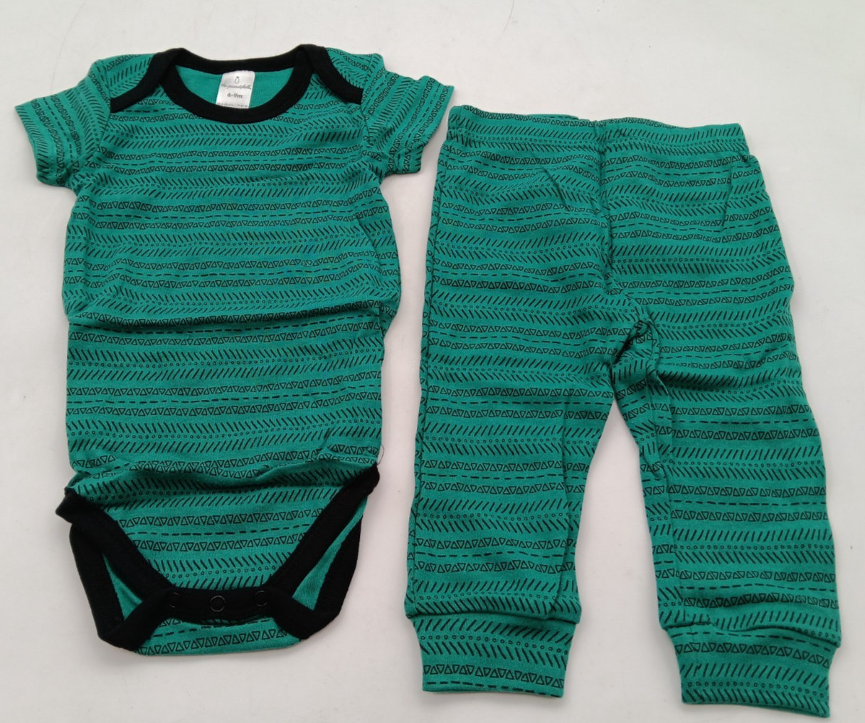 THE PEANUTSHELL | 6-9m | BABY LAYETTE GIFT SET | 46 PIECES |