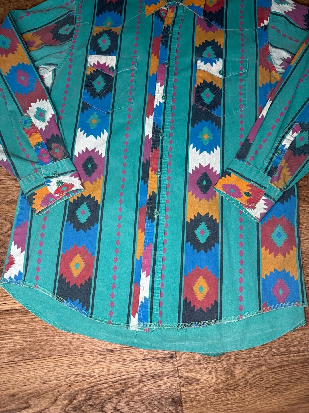 Vintage Wrangler Brushpopper Western Shirt Aztec Geometric Print Teal LongSleeve