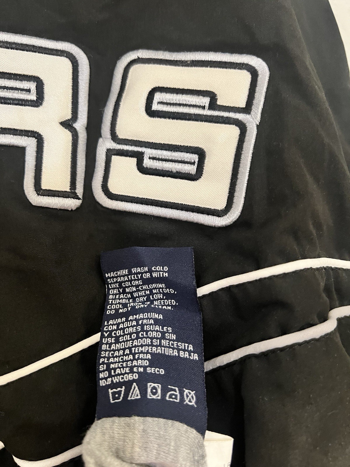 San Antonio Spurs Men’s Pullover Jacket NBA Brand Size Large