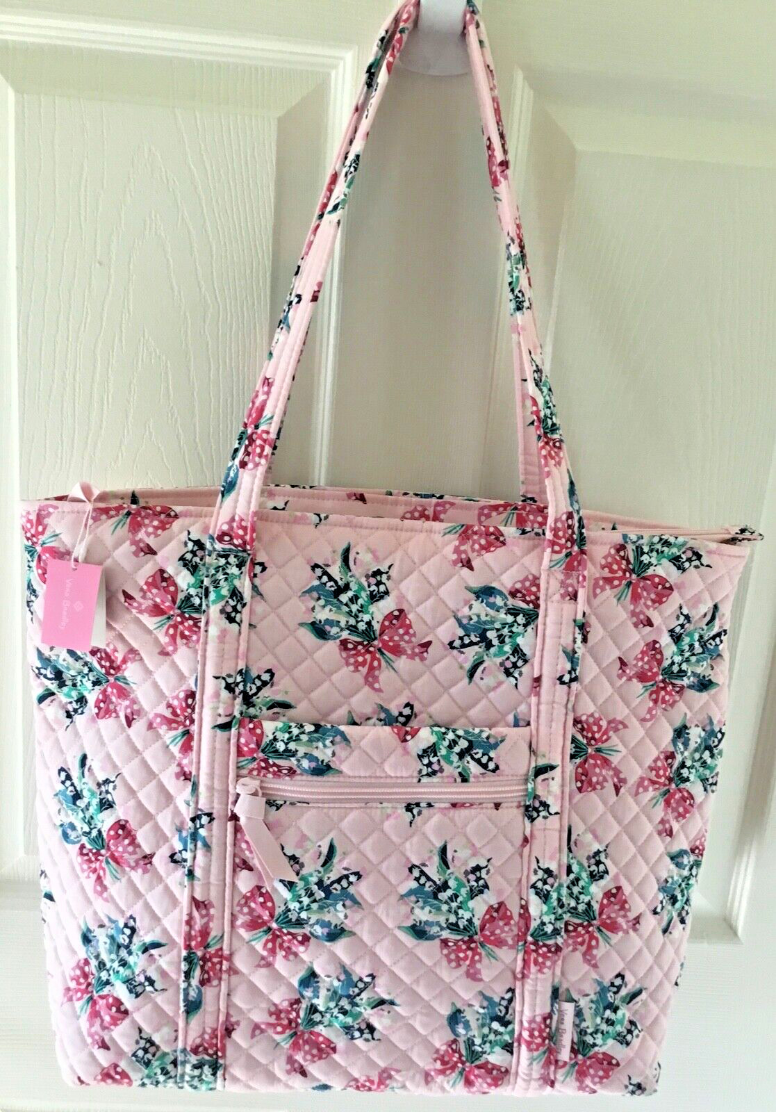 Vera Bradley ~ “Happiness Returns Pink” ~ Small Vera Tote Bag ~ NWT