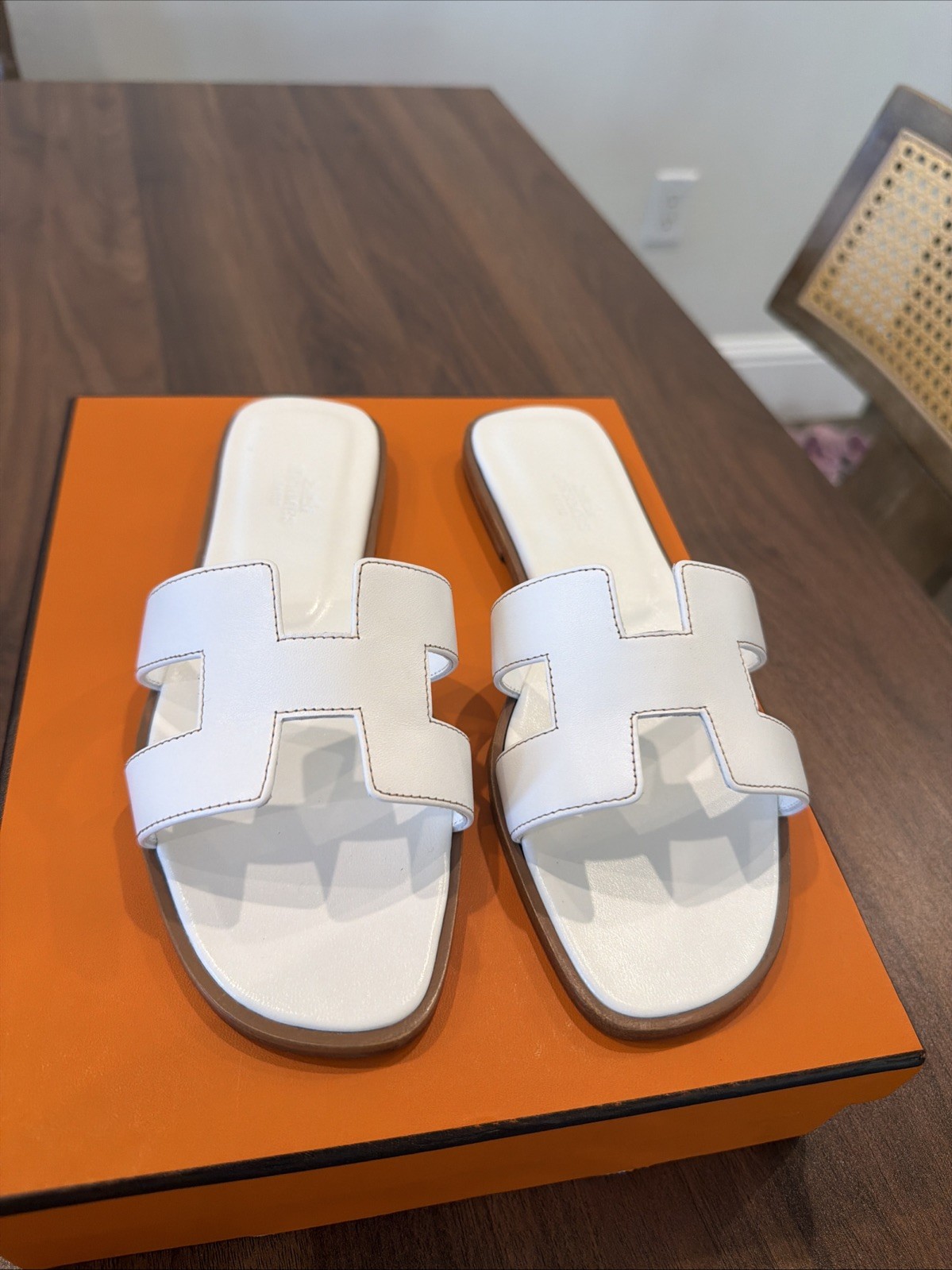 hermes oran white 37