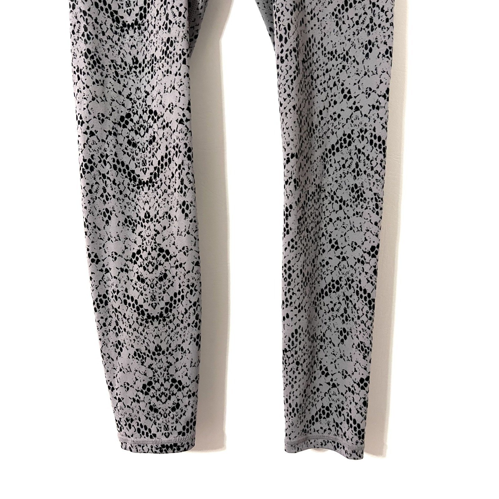 Varley Gray Silver Snakeprint Animal Print Century Leggings Size XS