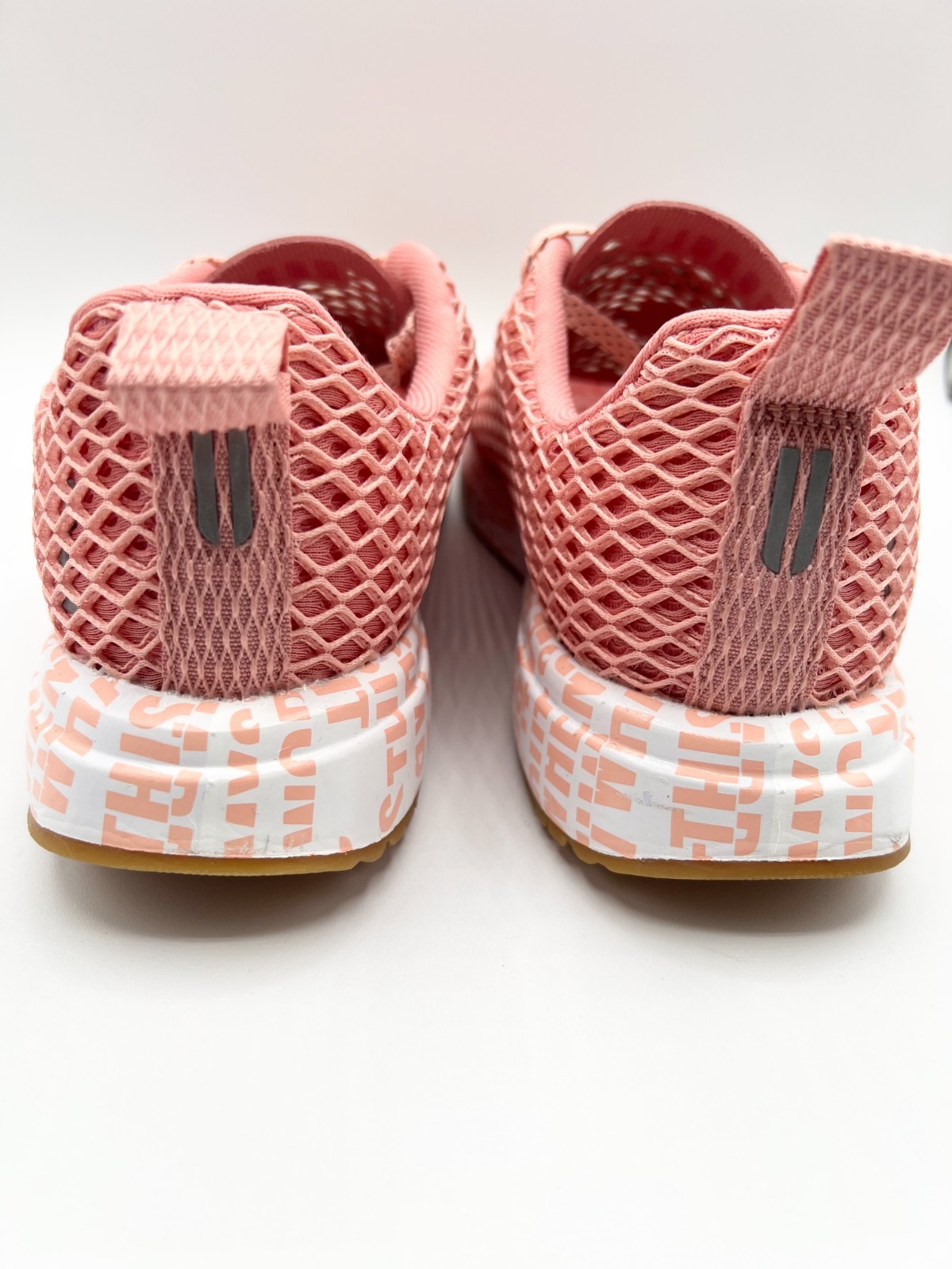 No Bull Diamond Mesh Runner Breathable Sneakers in Pink US Size M 6 W 7.5