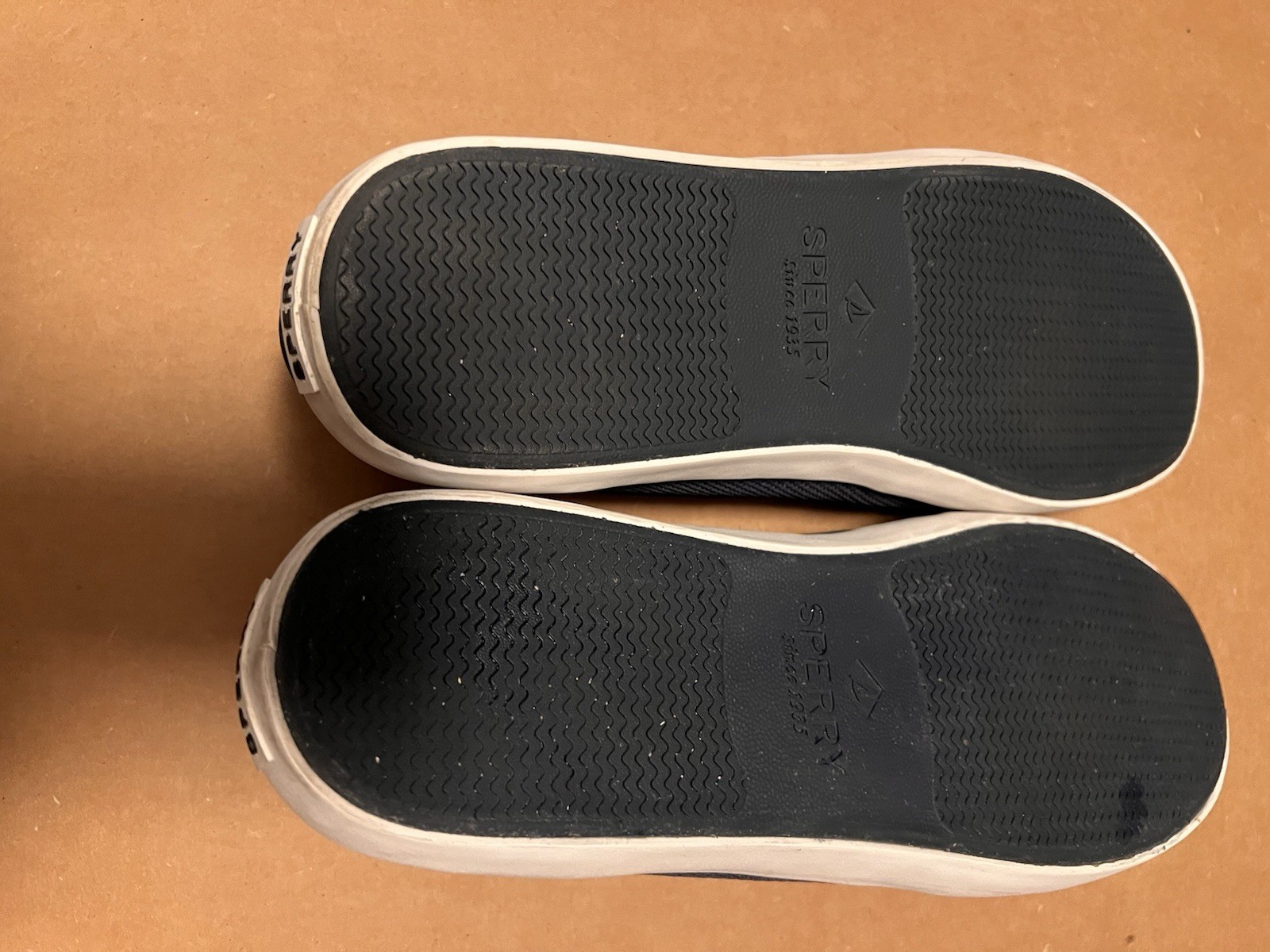 Men’s Casual Shoes Size 13