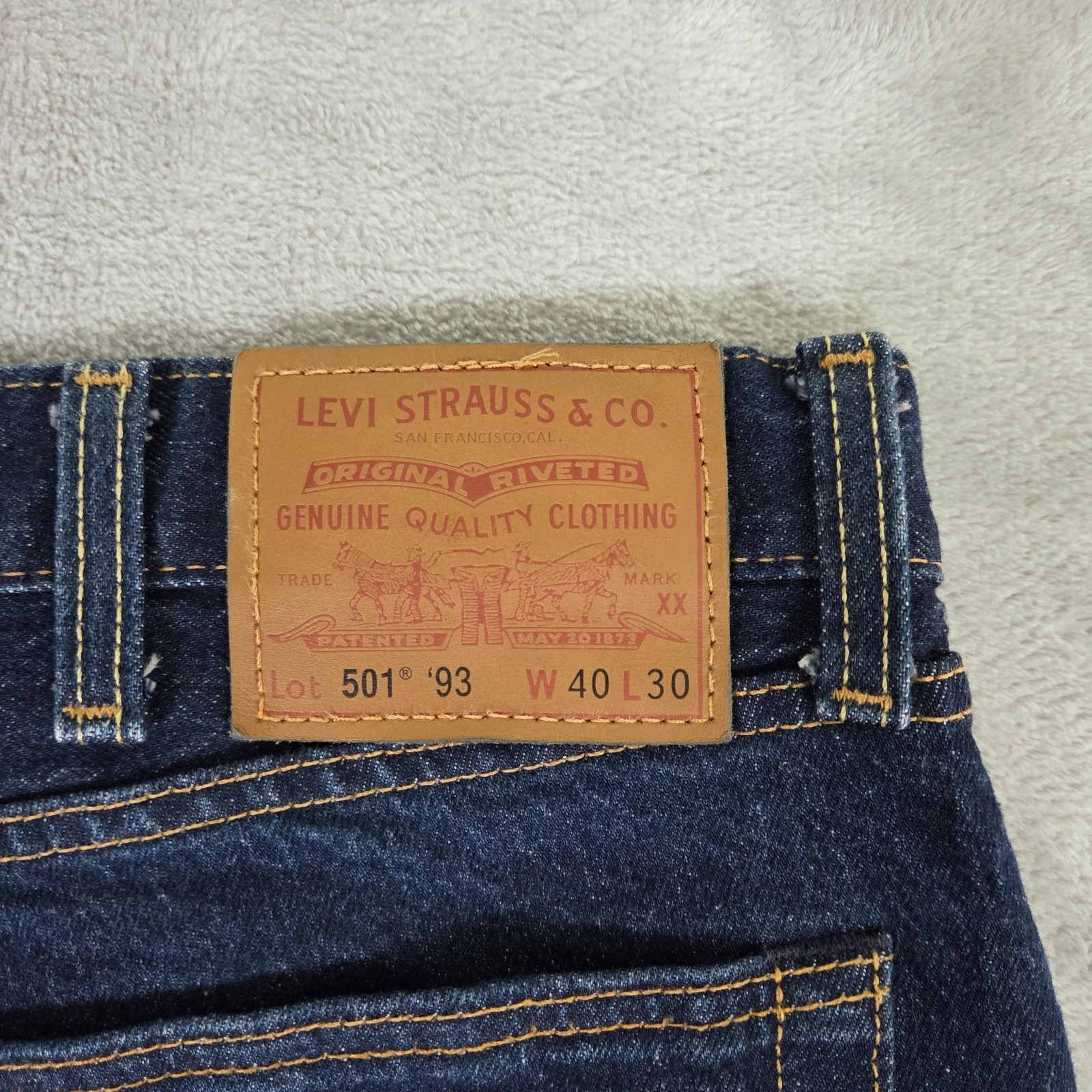 Levi’s Premium 501 ’93 Straight Leg Jeans Mens 40×26 Blue Medium Wash Button Fly