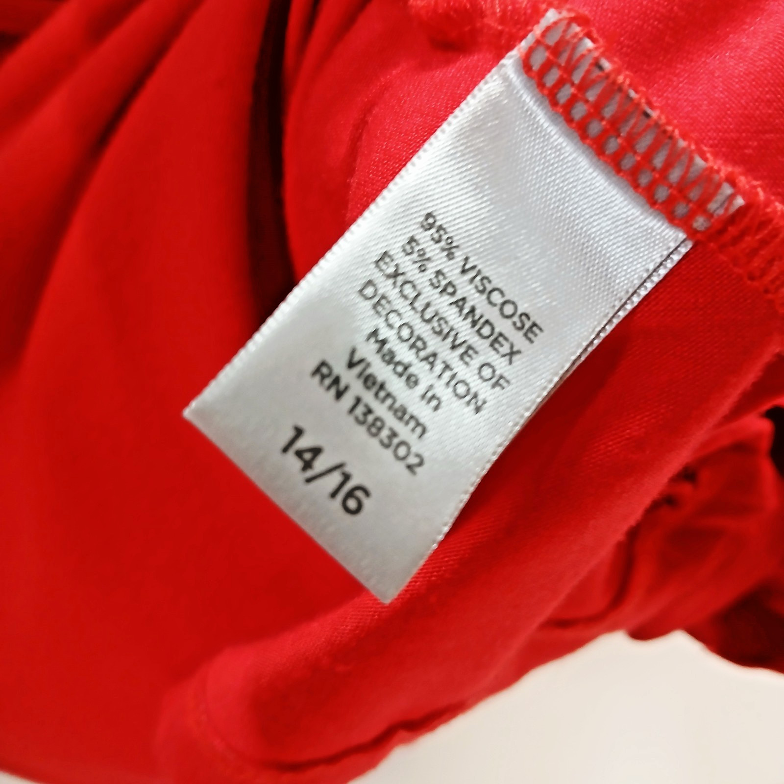 Avenue Women’s Red Asymmetric Hem Lace Up Neck Short Sleeve Tunic Top Size 14/16