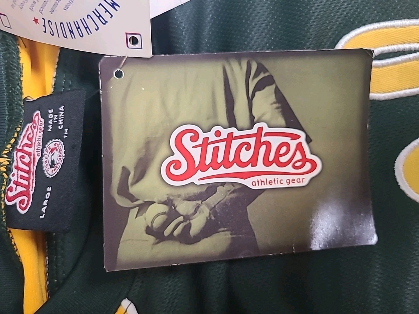 Oakland Athletics A’s Shirt Men’s Large L MLB Stitches NWT Embroidered Logo