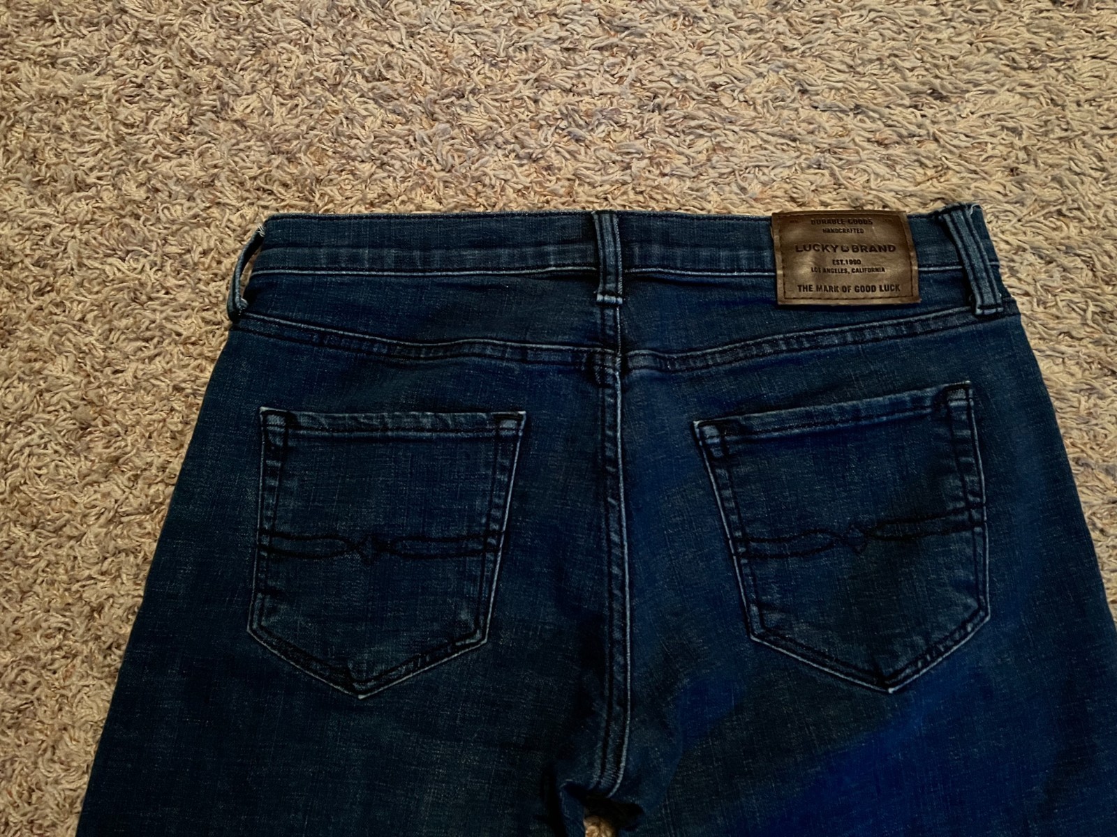 EUC Lucky Brand Jeans – 110 Skinny – Men’s tag=30×32 (MEASURED=31×32)