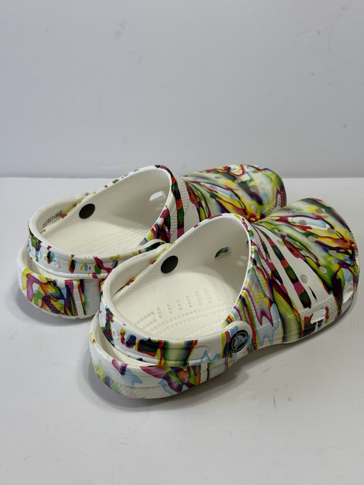 CROCS Multicolored Psychedelic Slip-On Casual Beach Clogs Sandals Sz W6 M4