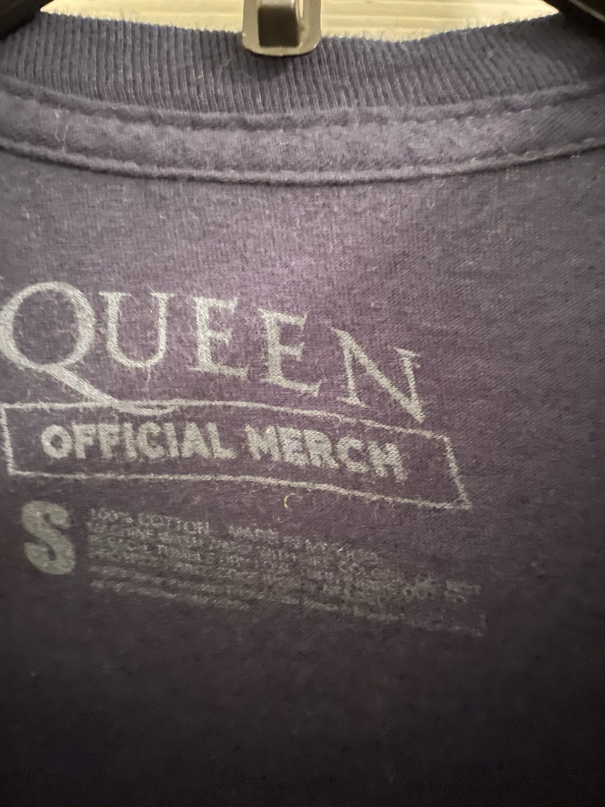 Queen Official Merch Womens Size Small WE WILL ROCK YOU Navy T-shirt