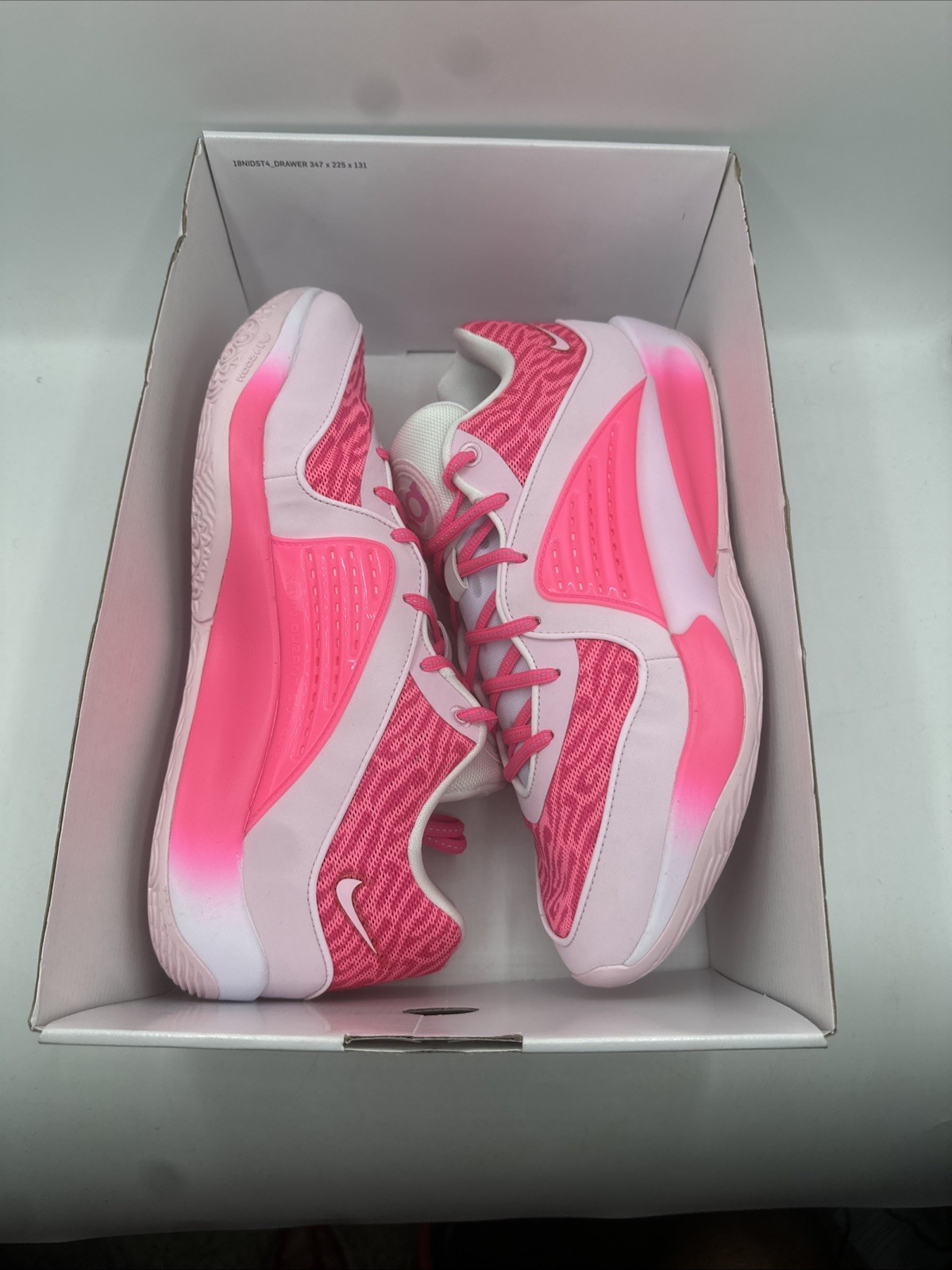 NikeiD KD 16 “Aunt Pearl Pink – Kay Yow” Men’s Size 10.5 NO LID FB2390 900