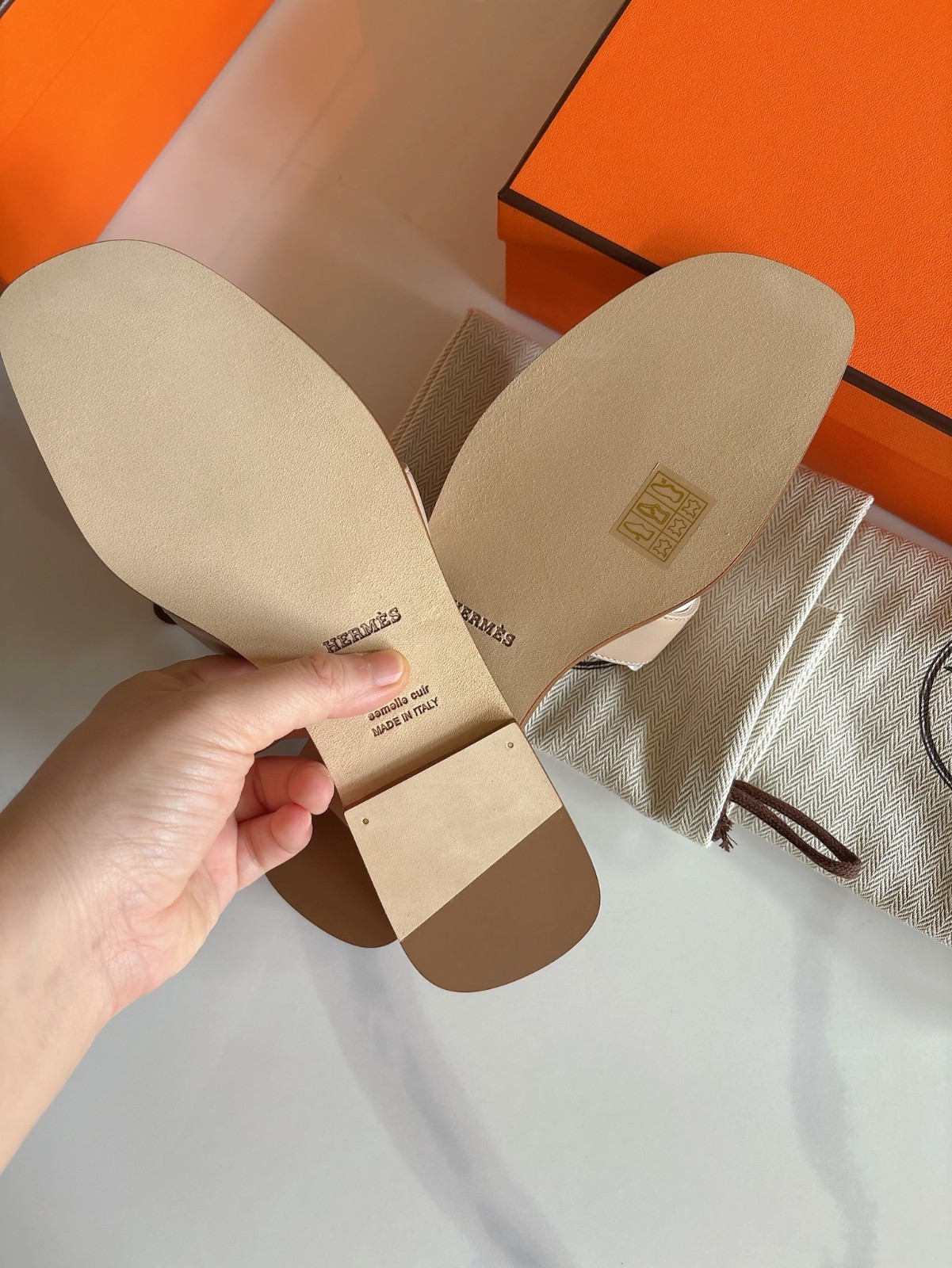 brand new hermes oran sandal beige cream camel nude multiple size 37 38 39 40 41