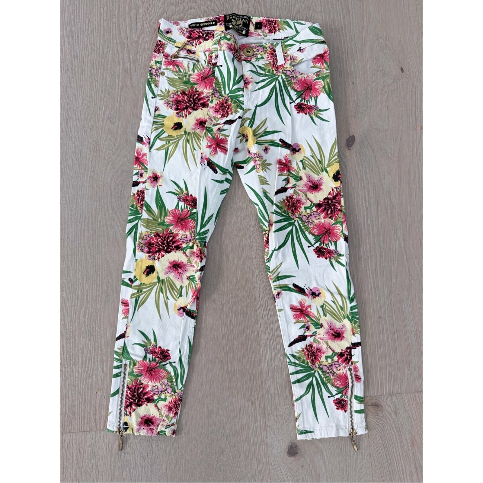 New Y2K Floral Print Skinny Capri/Pant – White with Pink & Green size 1 waist 24