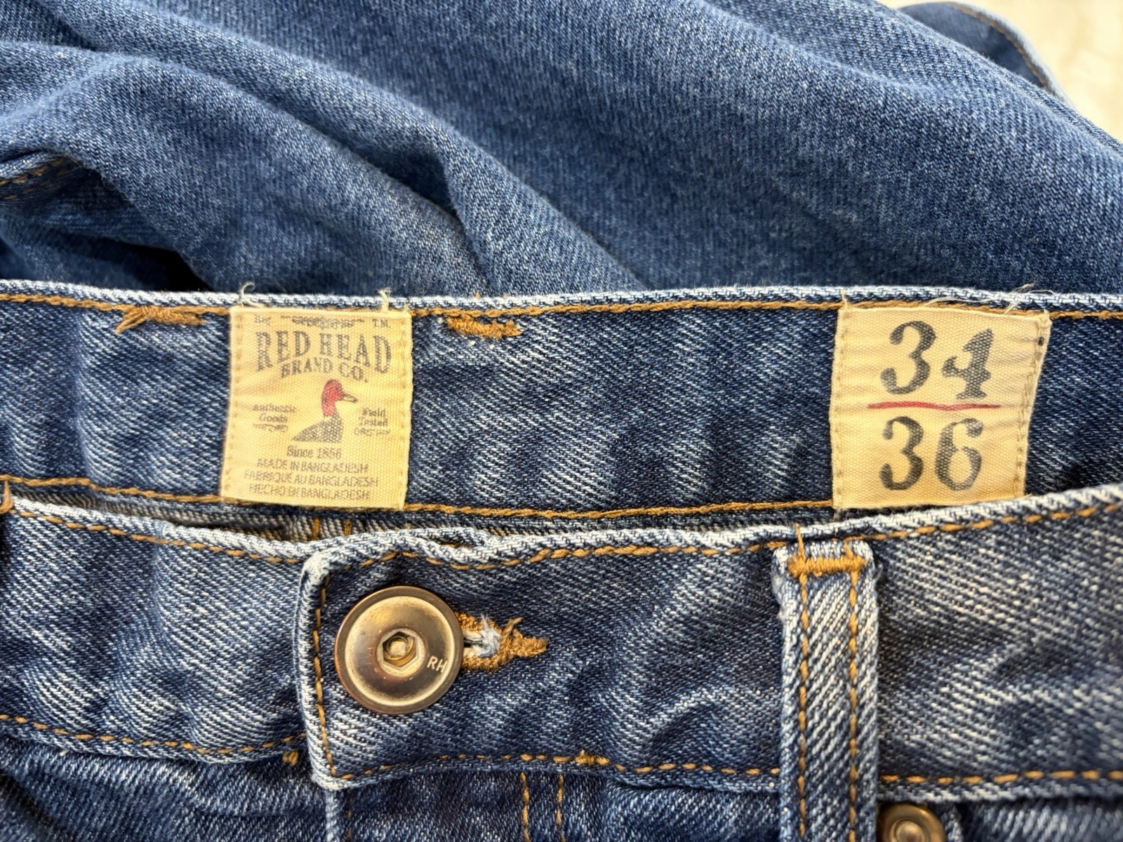 Lot Of 2 Red Head Classic Fit men’s jeans medium wash size 34×36. EUC