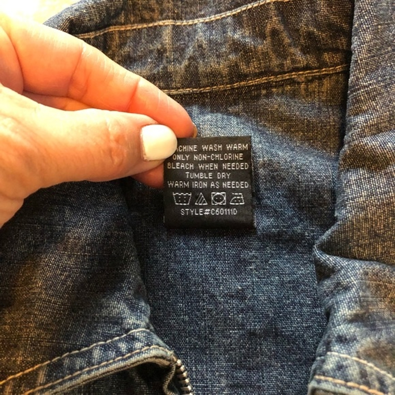 French Cuff jean jacket, size Medium, 100% cotton, 2 front pockets