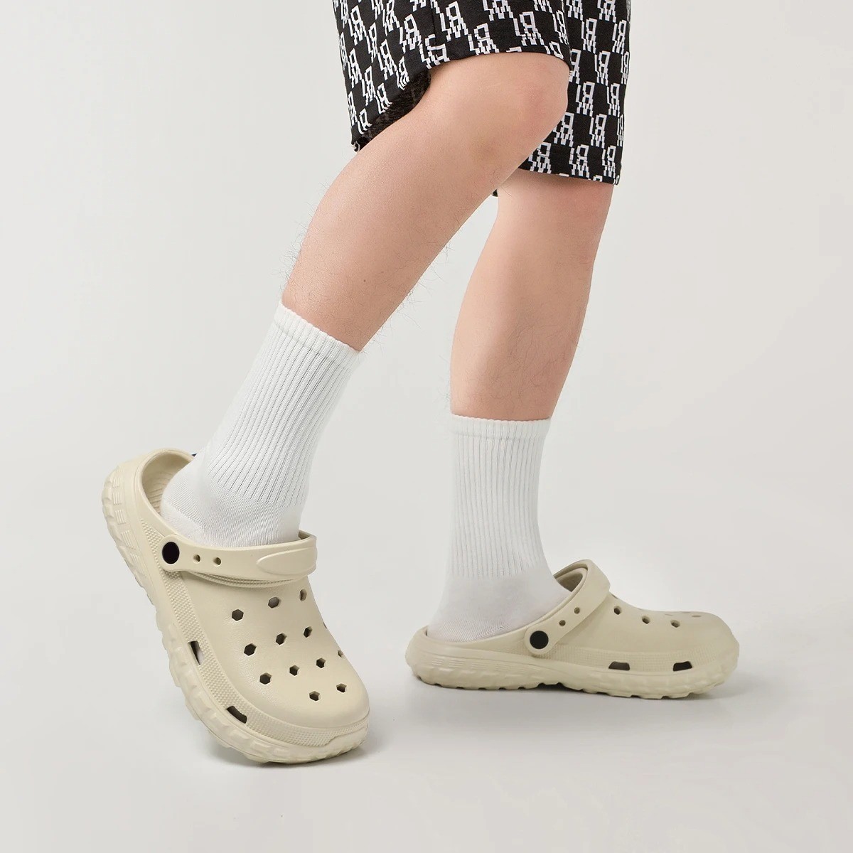 Summer Garden Clogs Women Men Closed Toe Sandals Non-Slip Soft Sole Shoes