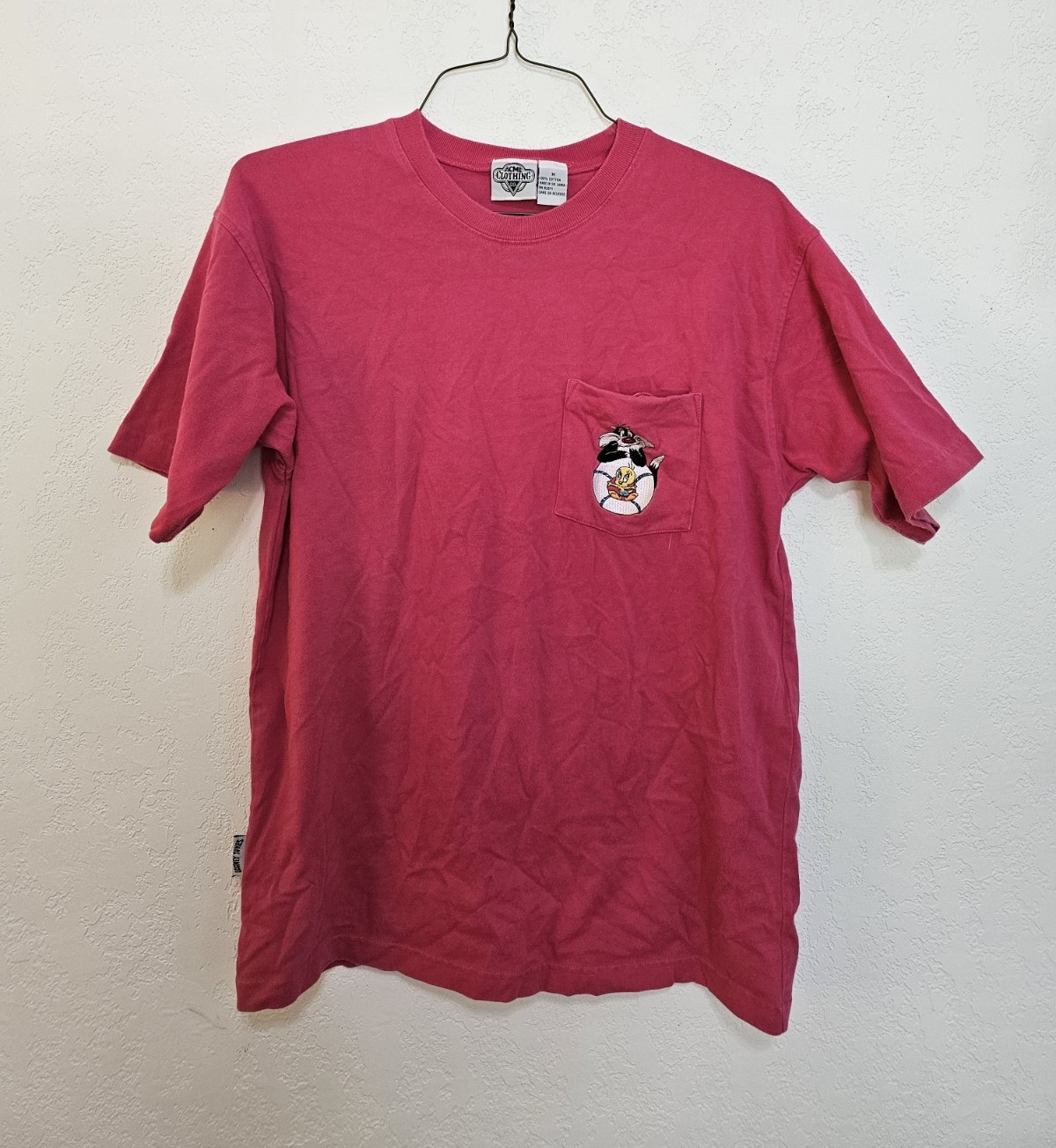 Acme Clothing Co Looney Tunes Sylvester & Tweety Pink Pocket Tee M