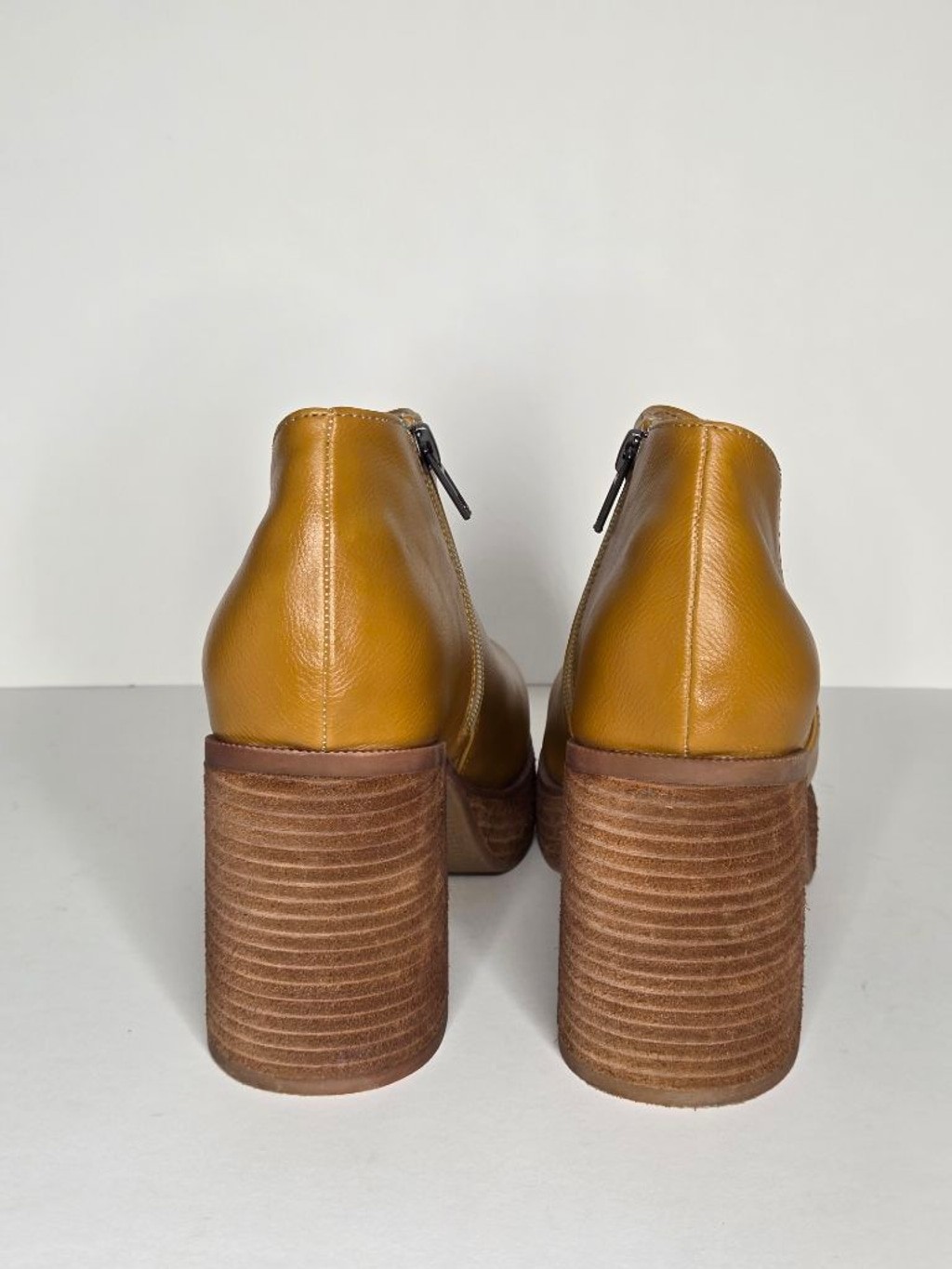Yellow Box Loredo D’Orsay Platform Clogs Tan Women’s Size 8.5 Cognac Chunky Boot