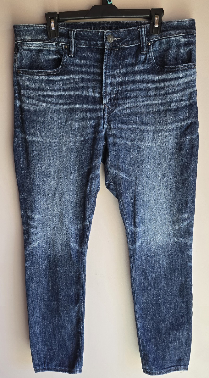 American Eagle Outfitters AirFlex+ Men’s Blue Medium Wash Stretch Straight Jeans