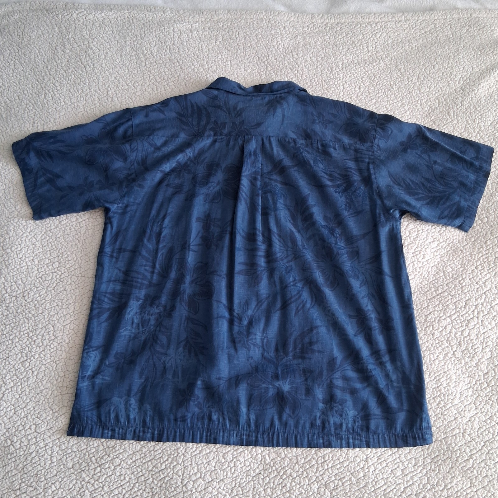 Mens Hawaiian Shirt Size XL Montage Collection Blue Polyester & Rayon