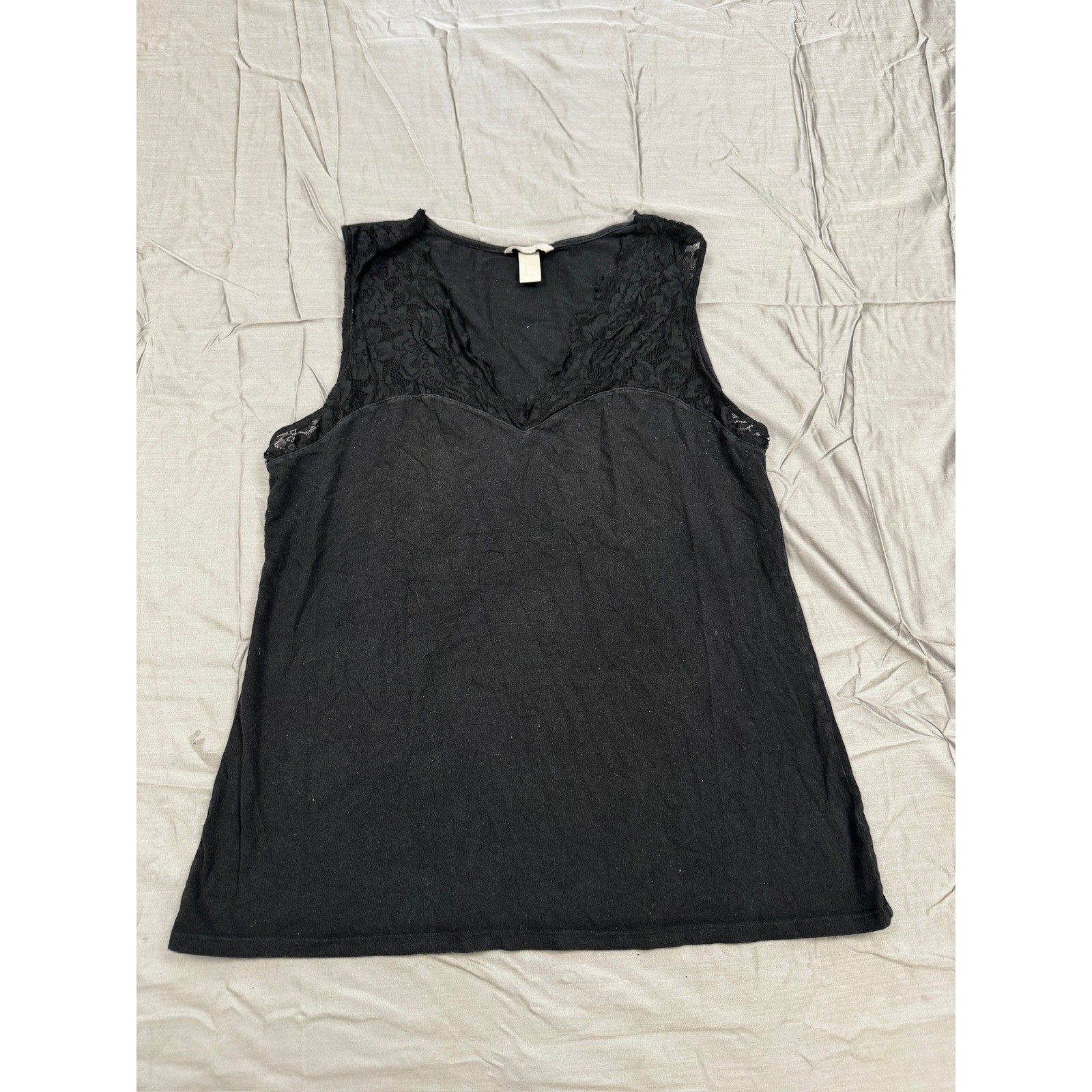H&M Plus Size XXL Black Lace Yoke Sleeveless Tank Top V-Neck Jersey Shell
