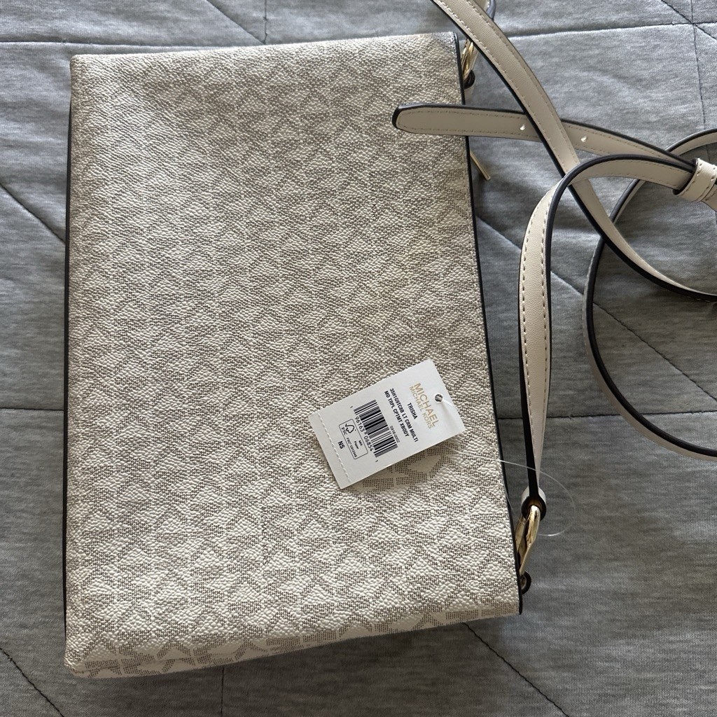 Michael Kors Signature Logo Medium Beige Zip Crossbody, Adjustable Strap,Pockets