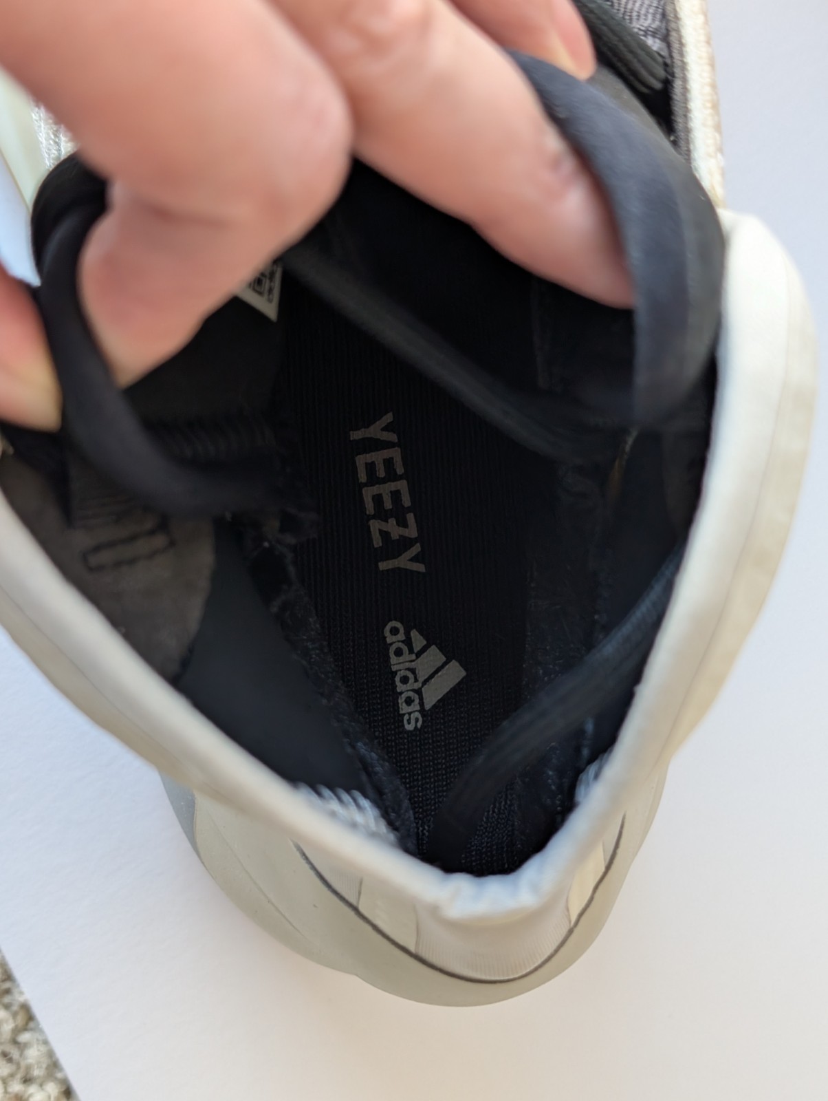 Adidas Yeezy QNTM Mist Slate Men’s Size 9.5