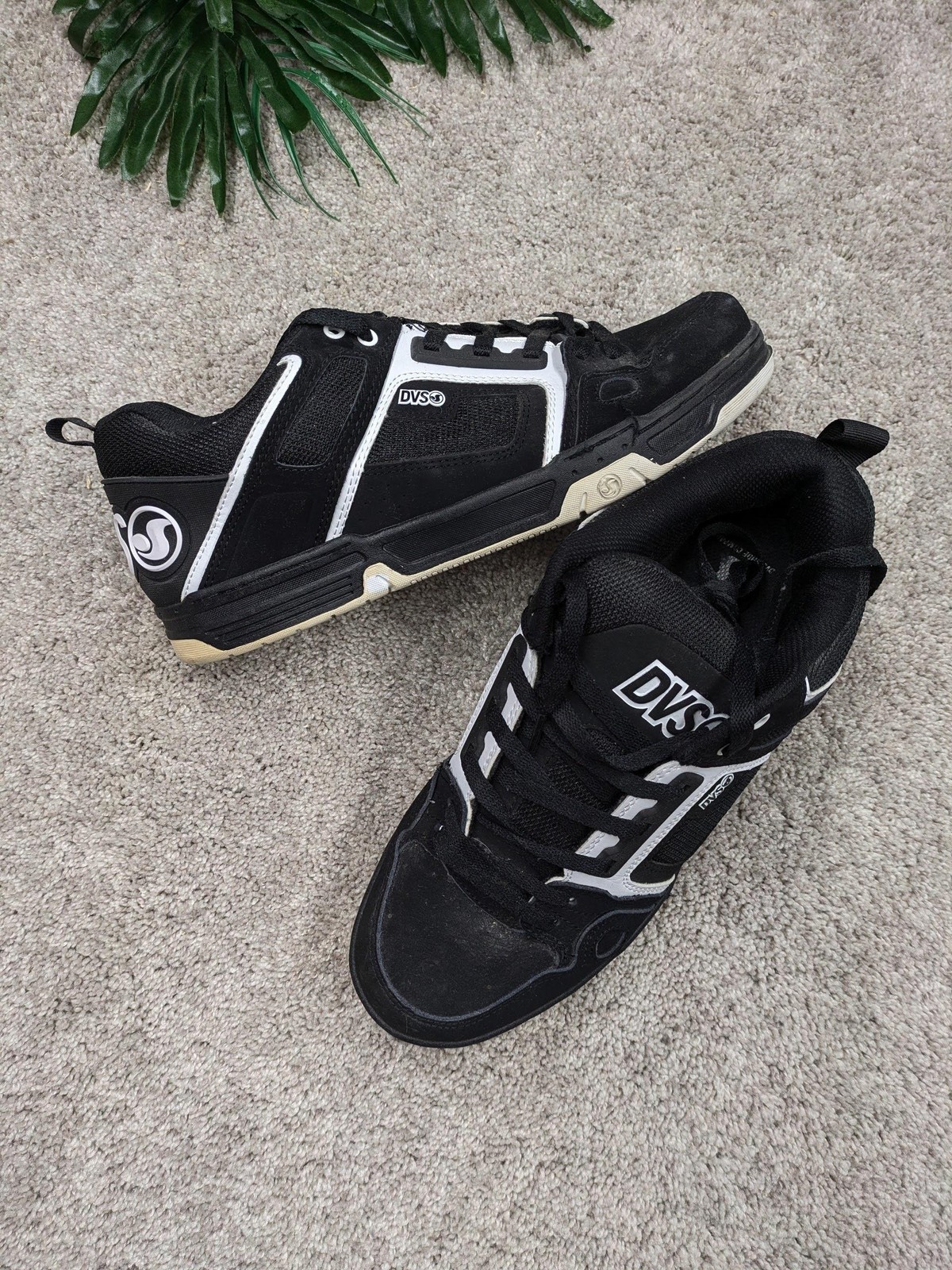 DVS Comanche Shoes Mens Size 12 Black White Low Top Skate Sneakers DVF0000029