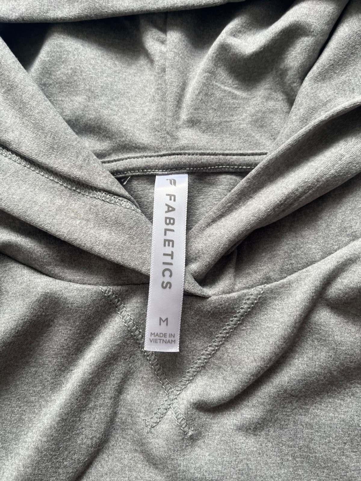 Fabletics Cloud Jersey Hoodie Women’s Cropped Size M Grey Kangaroo Pocket