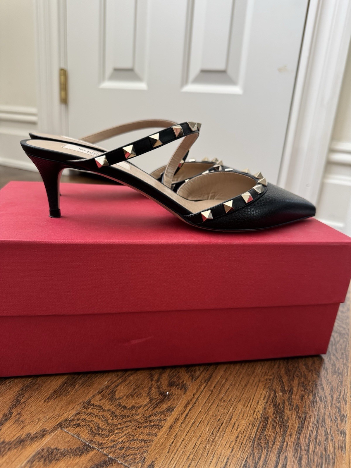 Valentino Garavani 50mm Rockstud Pointed Toe Mule In Black Size 38EU/8B