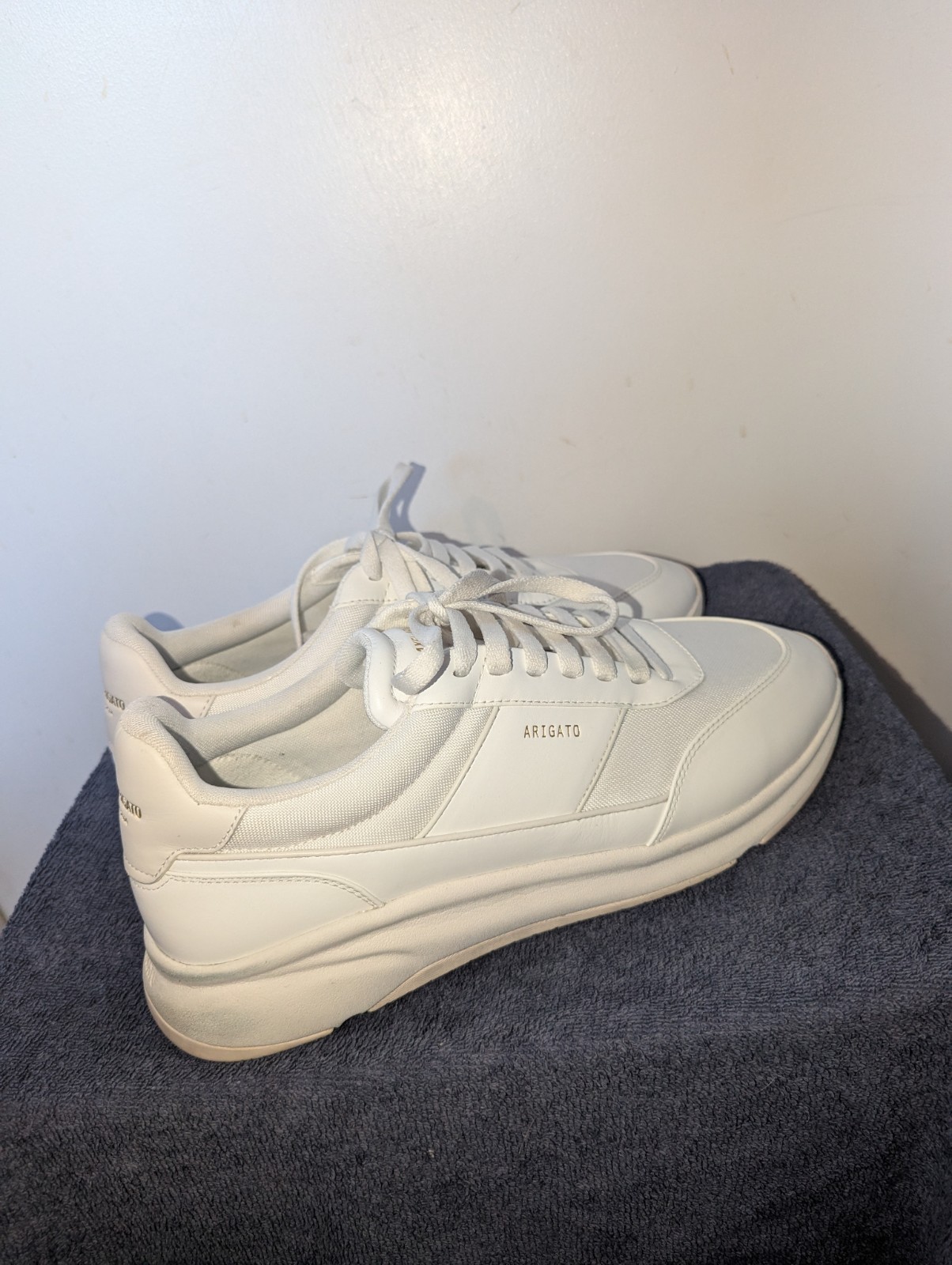 Axel Arigato Genesis Neo Runner Sneakers Mens Size 12 White Leather Mesh
