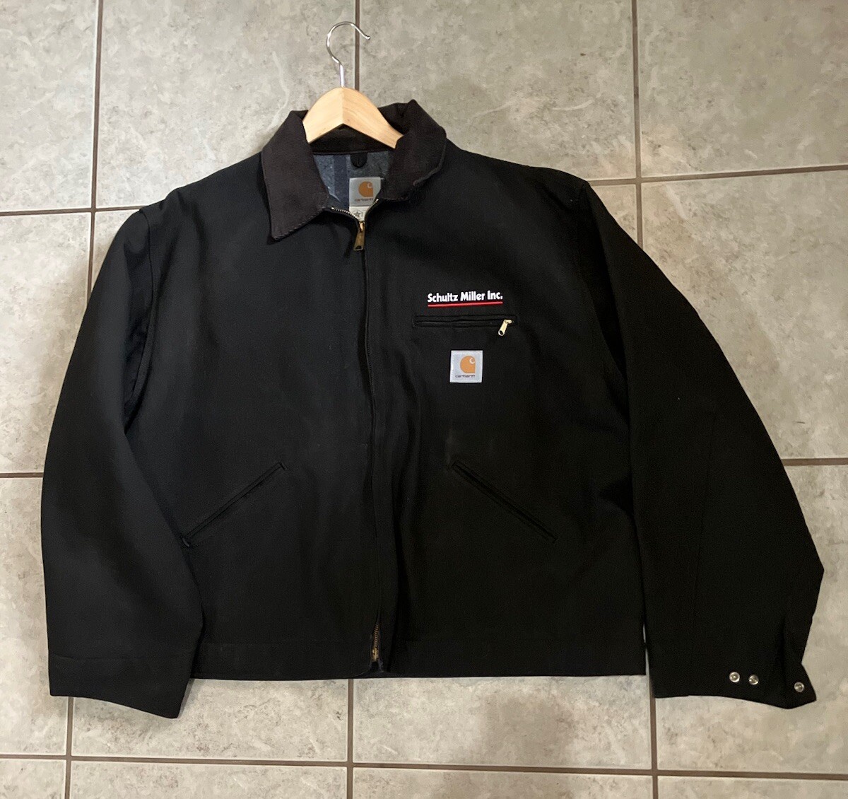 Vintage J01 BLK Carhartt jacket Men’s size 54 brand new without tags!
