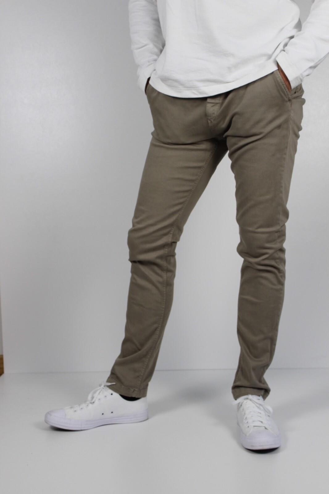 Replay Zeumar Hyperflex Jeans Chino M9627L beige – sand – W30 31 32 33 34 36 38