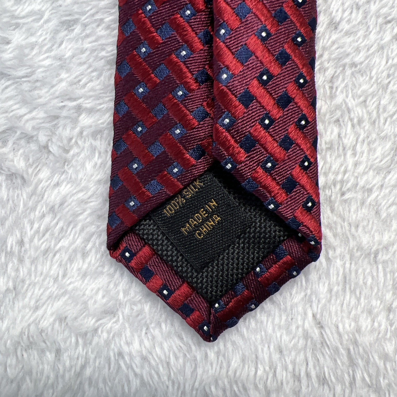 Jos. A. Bank Reserve Red Blue Geometric 3.25×59” 100% Silk Made In China