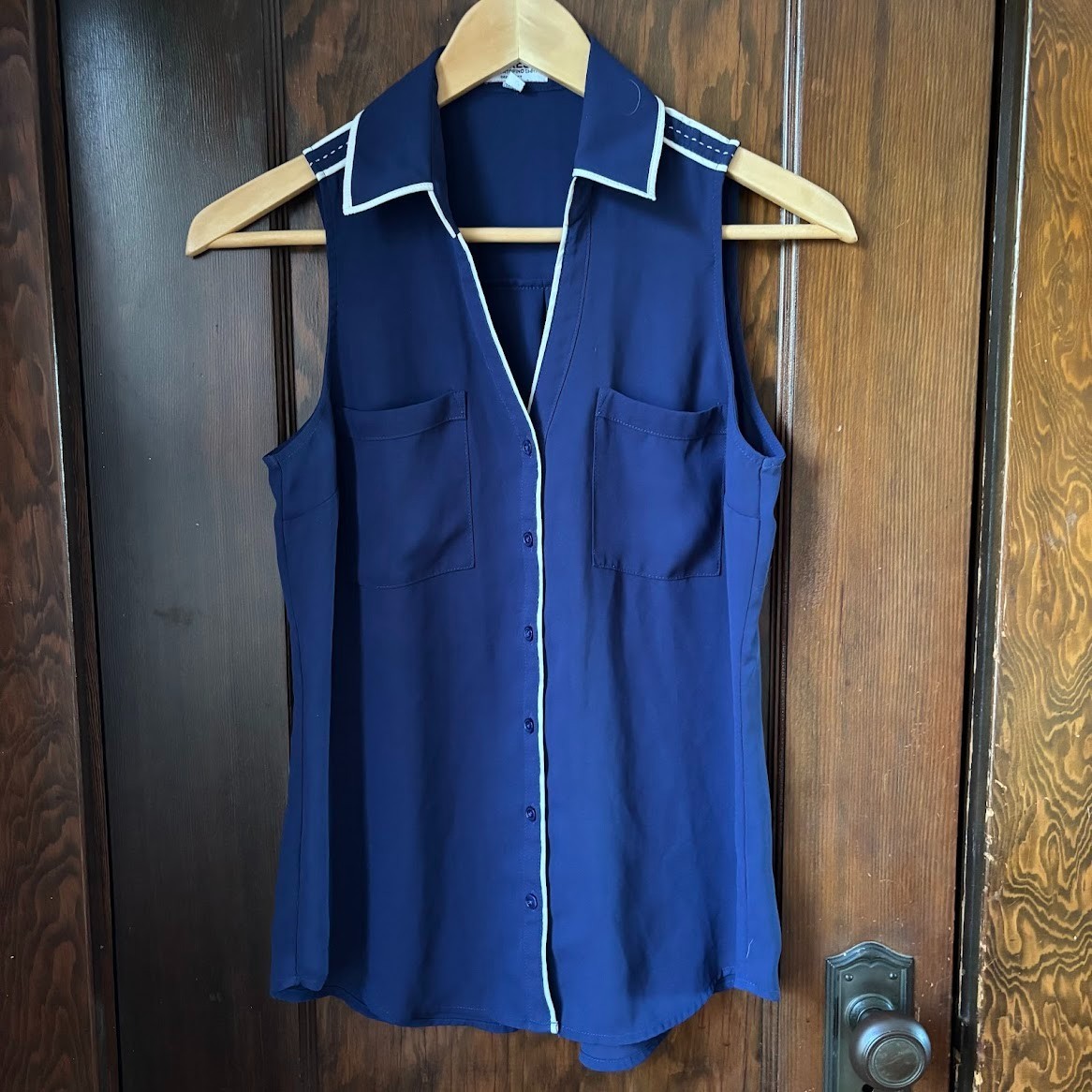 EXPRESS Portofino Sleeveless Top XS Sheer Navy Blue Relaxed Nautical Coastal EUC