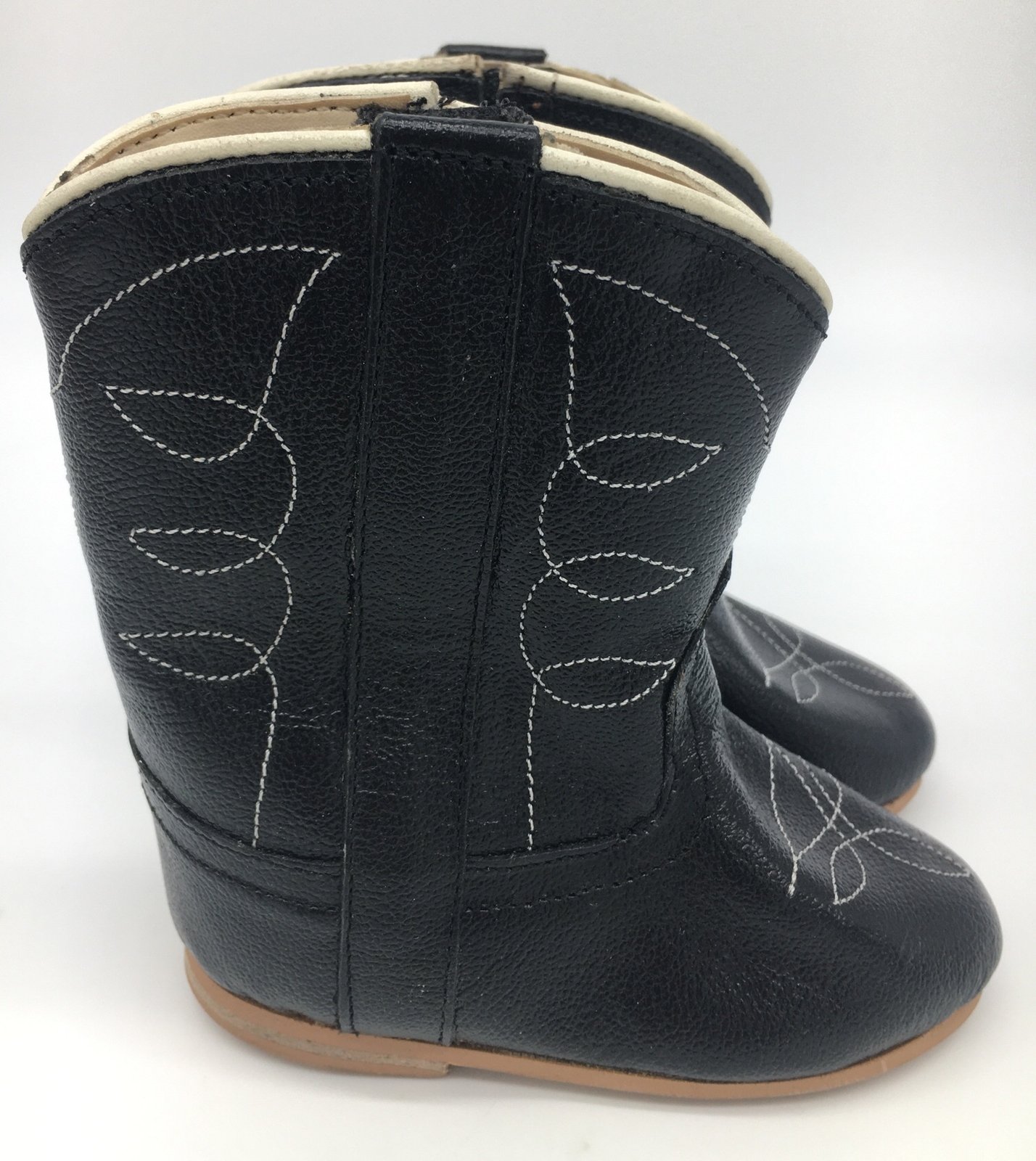 A Jama Product Infants Hi Boots Black Embroidered Leather Size 1 Style 2601 New