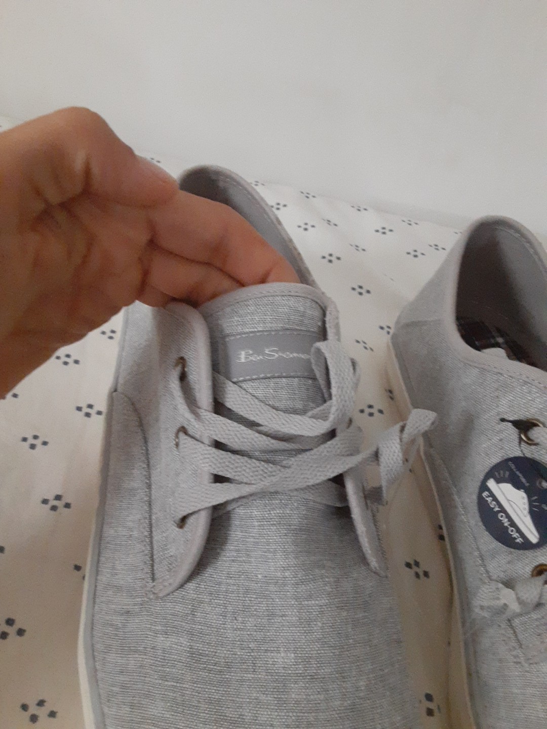 Ben Sherman Men’s Slip On Comfort Shoes Size 11.5 Grey And White