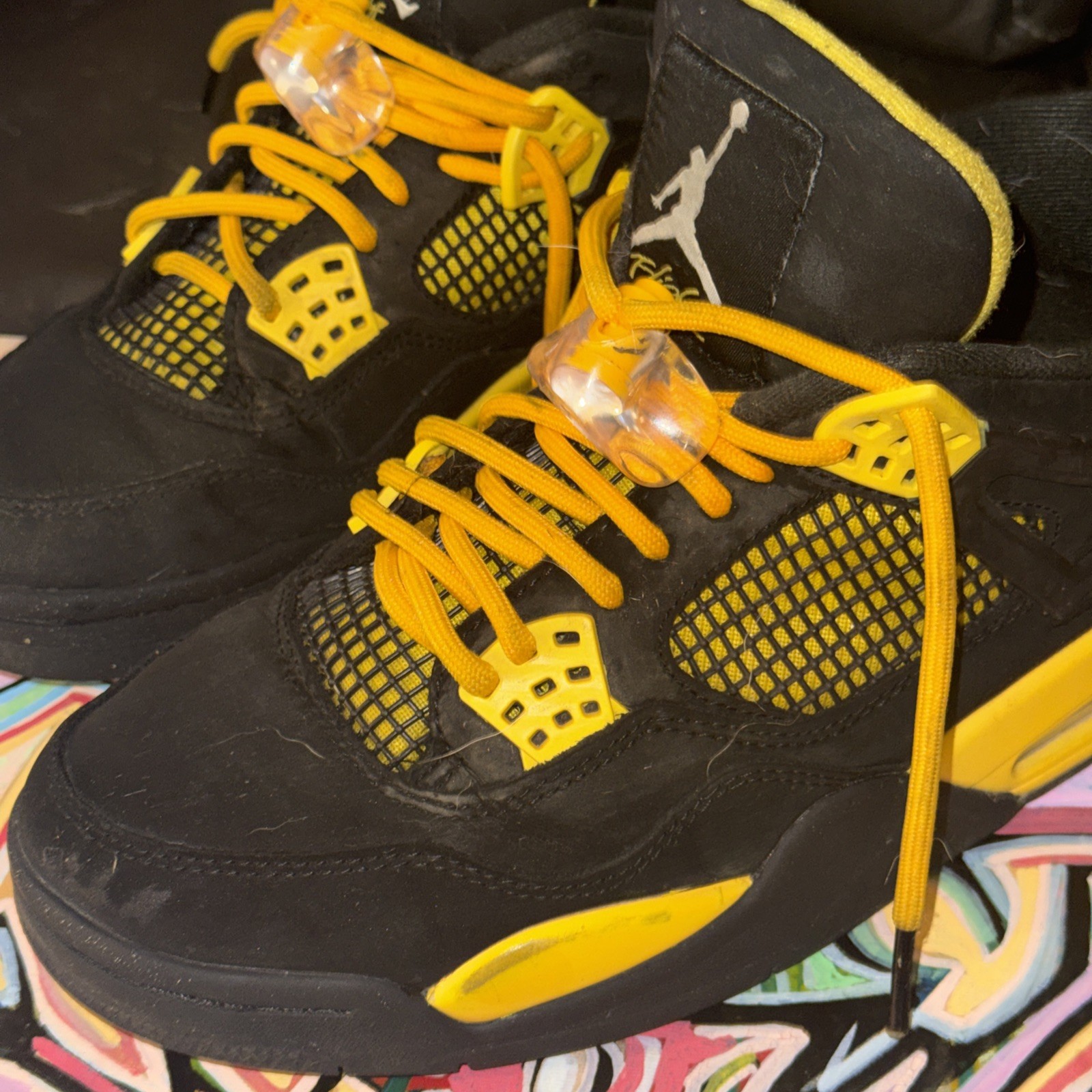 Size 8 – Jordan 4 Retro Mid Thunder