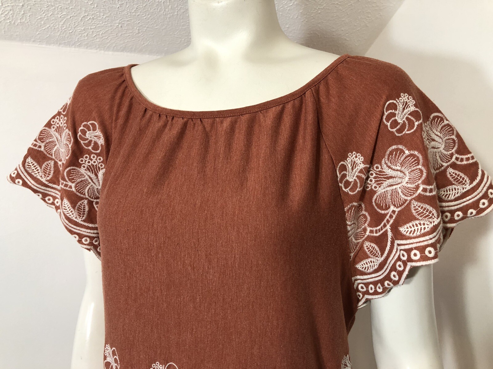 Fever Womens Small Rust Peasant Top Embroidered Cap Sleeves Burnt Orange Knit