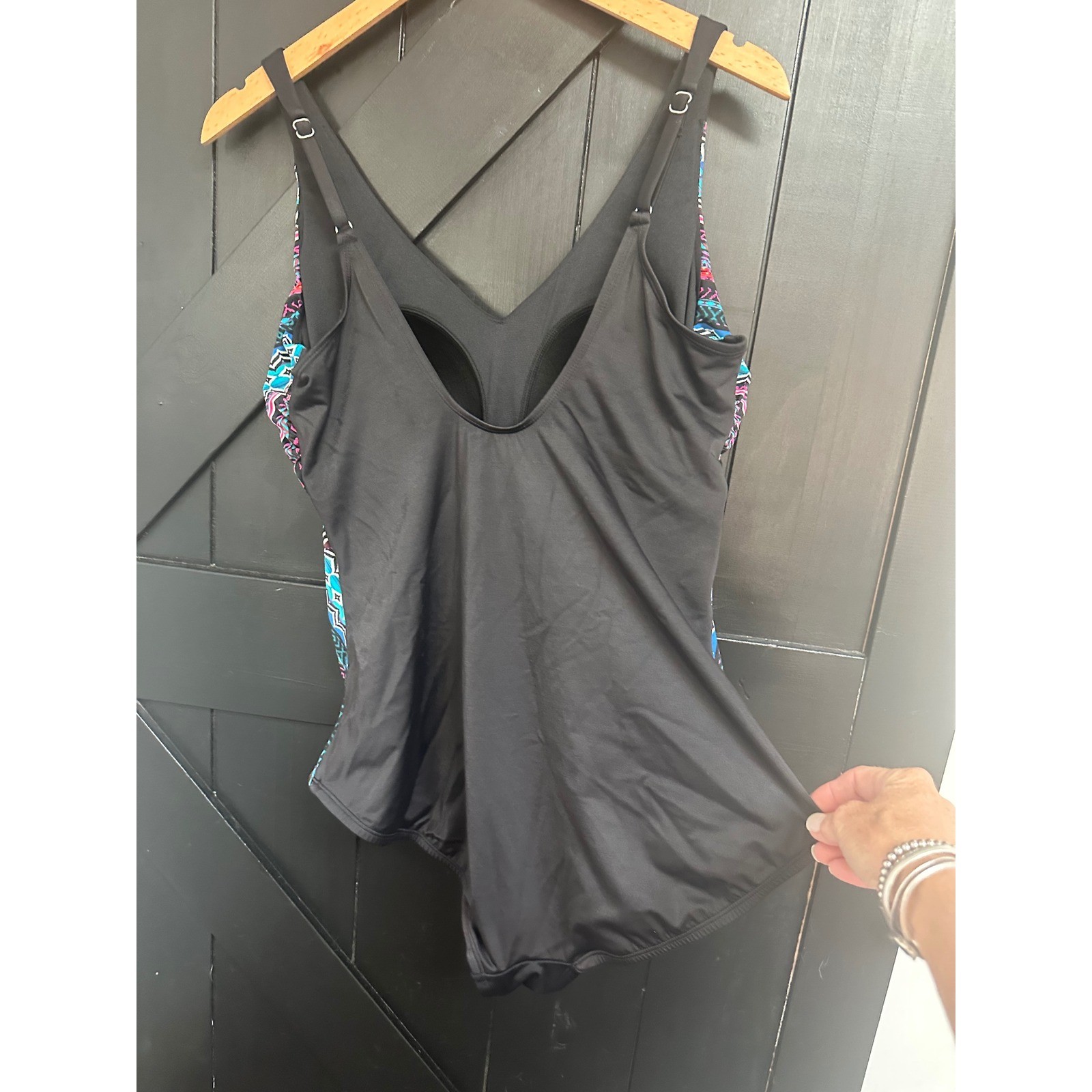 Miracle Brands Embrace Your Curves Swimsuit Geometric One Piece Black XL 16-18