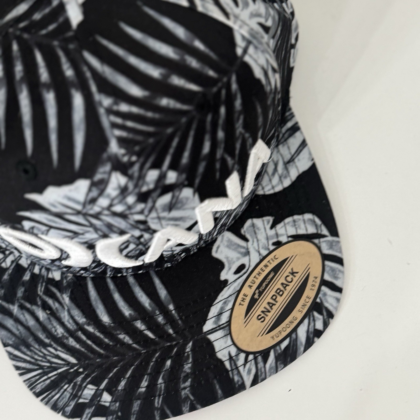 NWT Hurley Ohana Hawaii Flag SnapBack Hat -Sig Zane – Classics By Yupoong