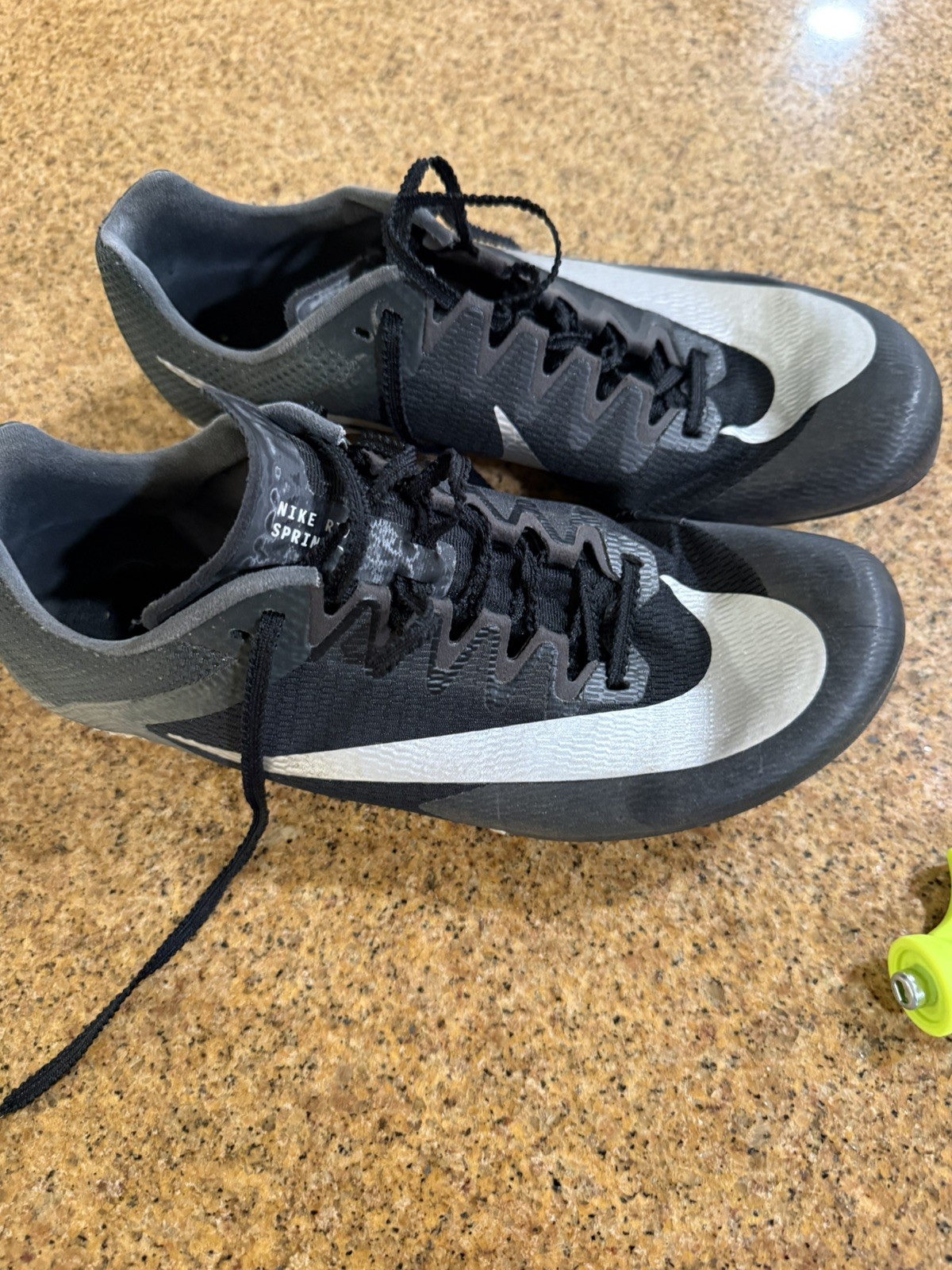 Size 9 Nike Zoom Rival Sprinter Men’s Track Spikes Black Silver DC8753-001