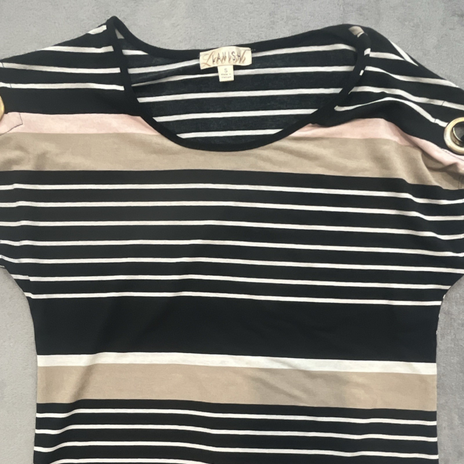 Lavish Women’s S Black White Beige Pink Striped Scoop Neck Cap Sleeve Top