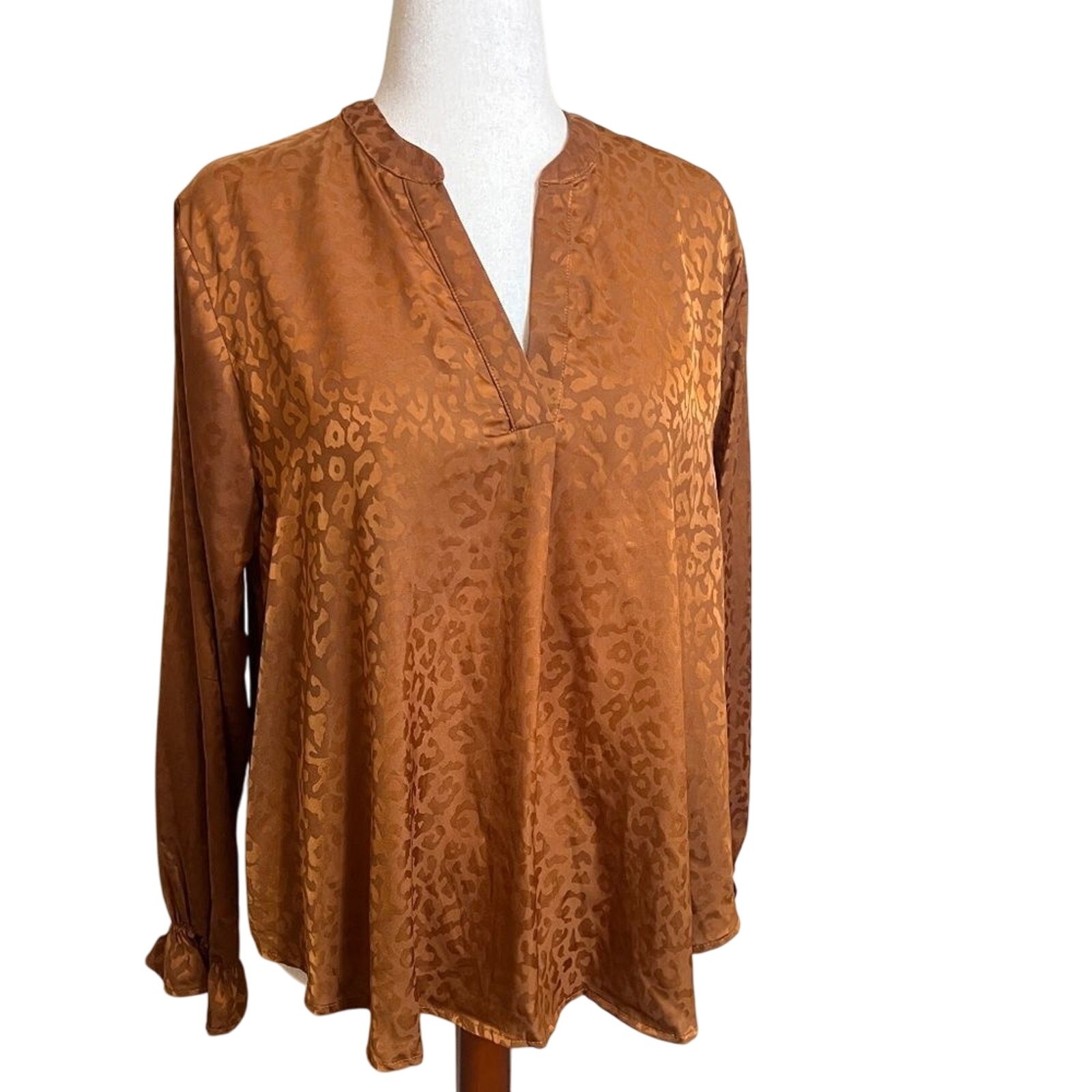 Blouse brown jacquard animal print long sleeve split neck loose fit tunic Sz L