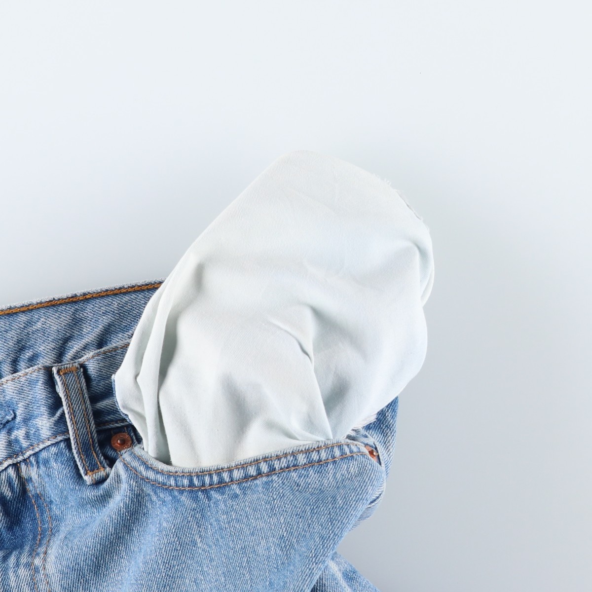 Used 1990’S Levi’s 00505-0448 Euro Model Tapered Denim Pants Men’s W33 equiv…